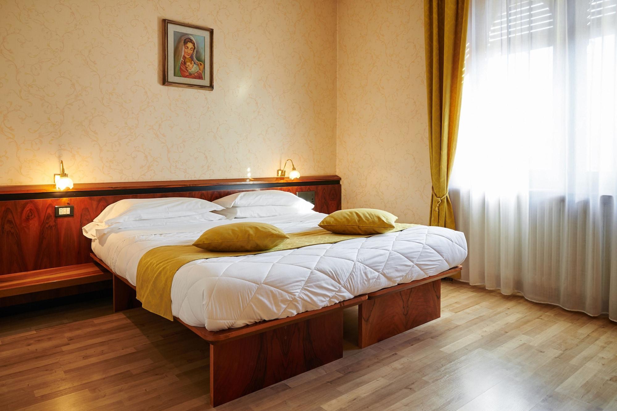Hotel Villa Delle Ortensie Sant'Omobono Imagna エクステリア 写真