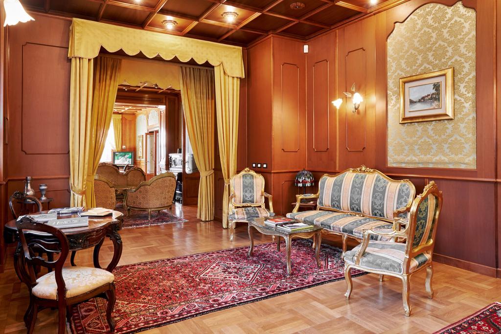 Hotel Villa Delle Ortensie Sant'Omobono Imagna エクステリア 写真
