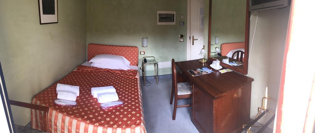 Hotel Villa Delle Ortensie Sant'Omobono Imagna エクステリア 写真