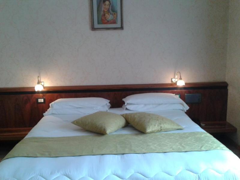 Hotel Villa Delle Ortensie Sant'Omobono Imagna エクステリア 写真