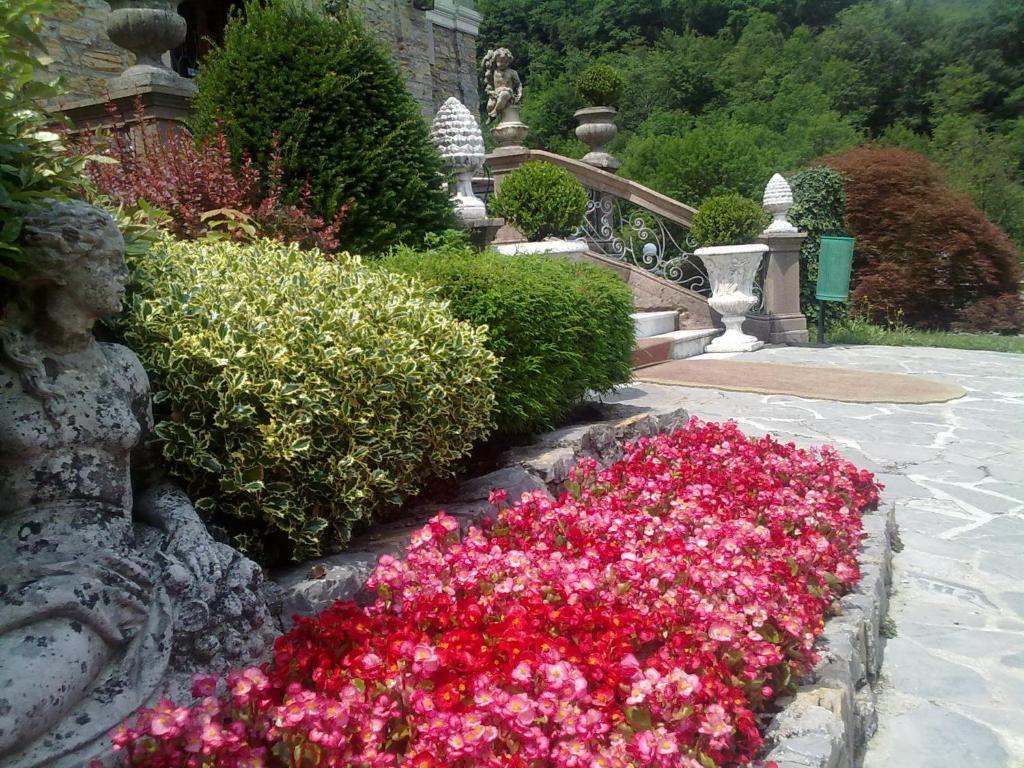 Hotel Villa Delle Ortensie Sant'Omobono Imagna エクステリア 写真