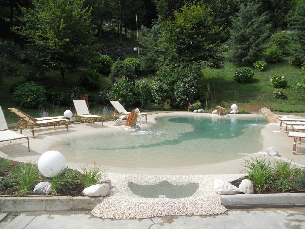 Hotel Villa Delle Ortensie Sant'Omobono Imagna エクステリア 写真