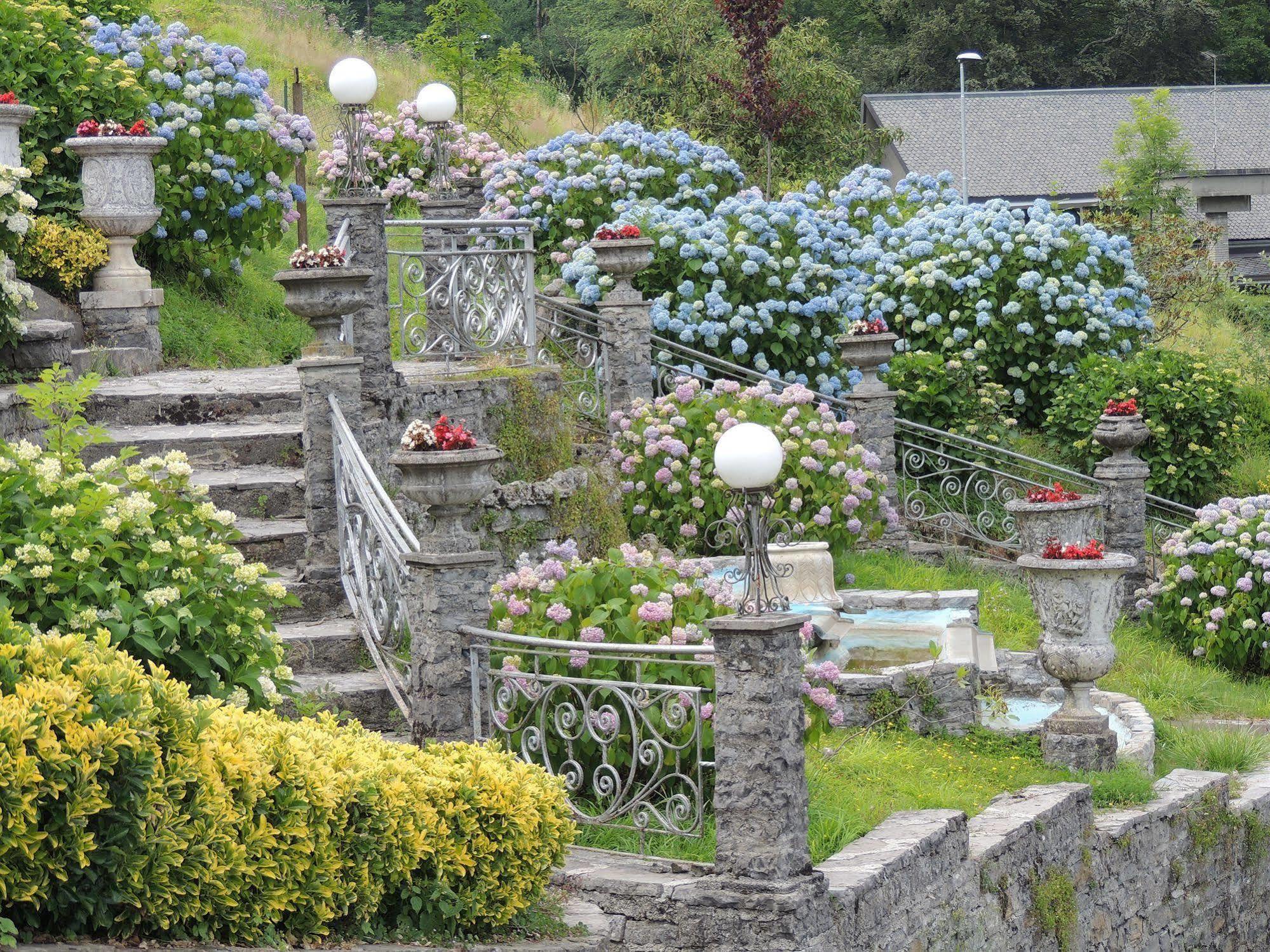Hotel Villa Delle Ortensie Sant'Omobono Imagna エクステリア 写真